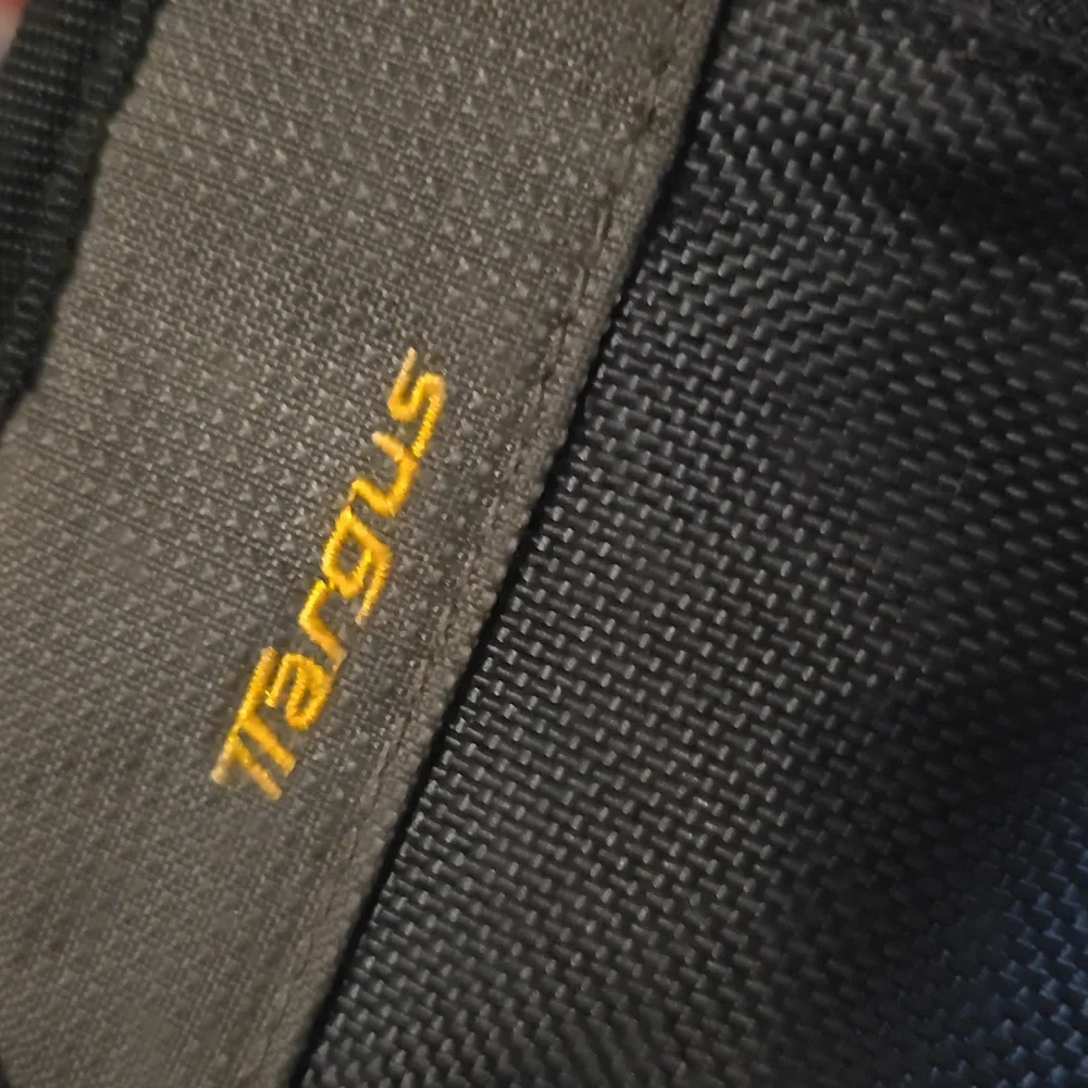 Targus Small Shoulder Bag